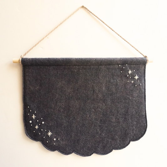 Pin Banner